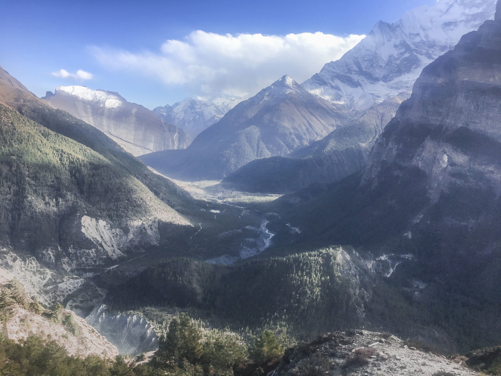 Running Annapurna: Record Spontaneity