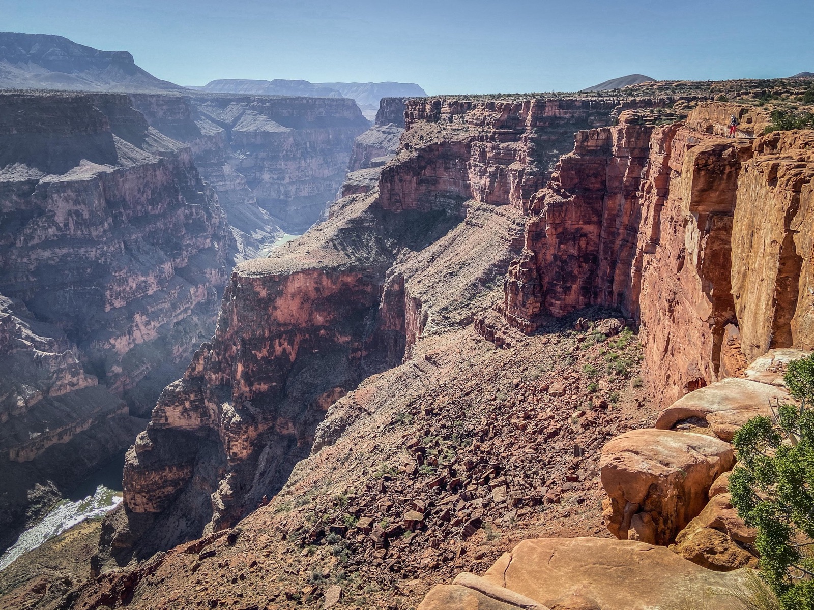 Tuckin' Up the Tuckup: Welcome to the Magic Trail